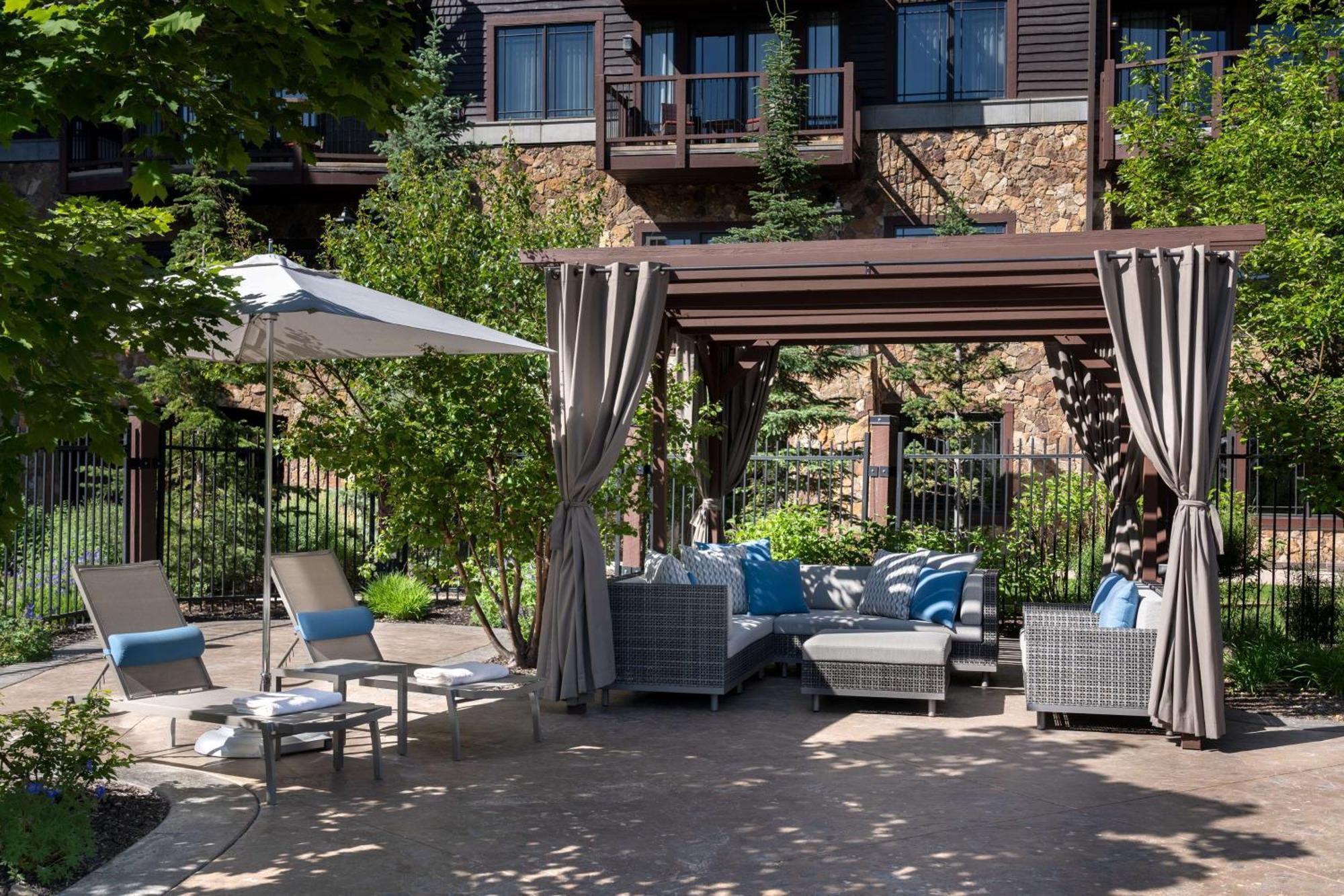 Waldorf Astoria Park City Exterior photo